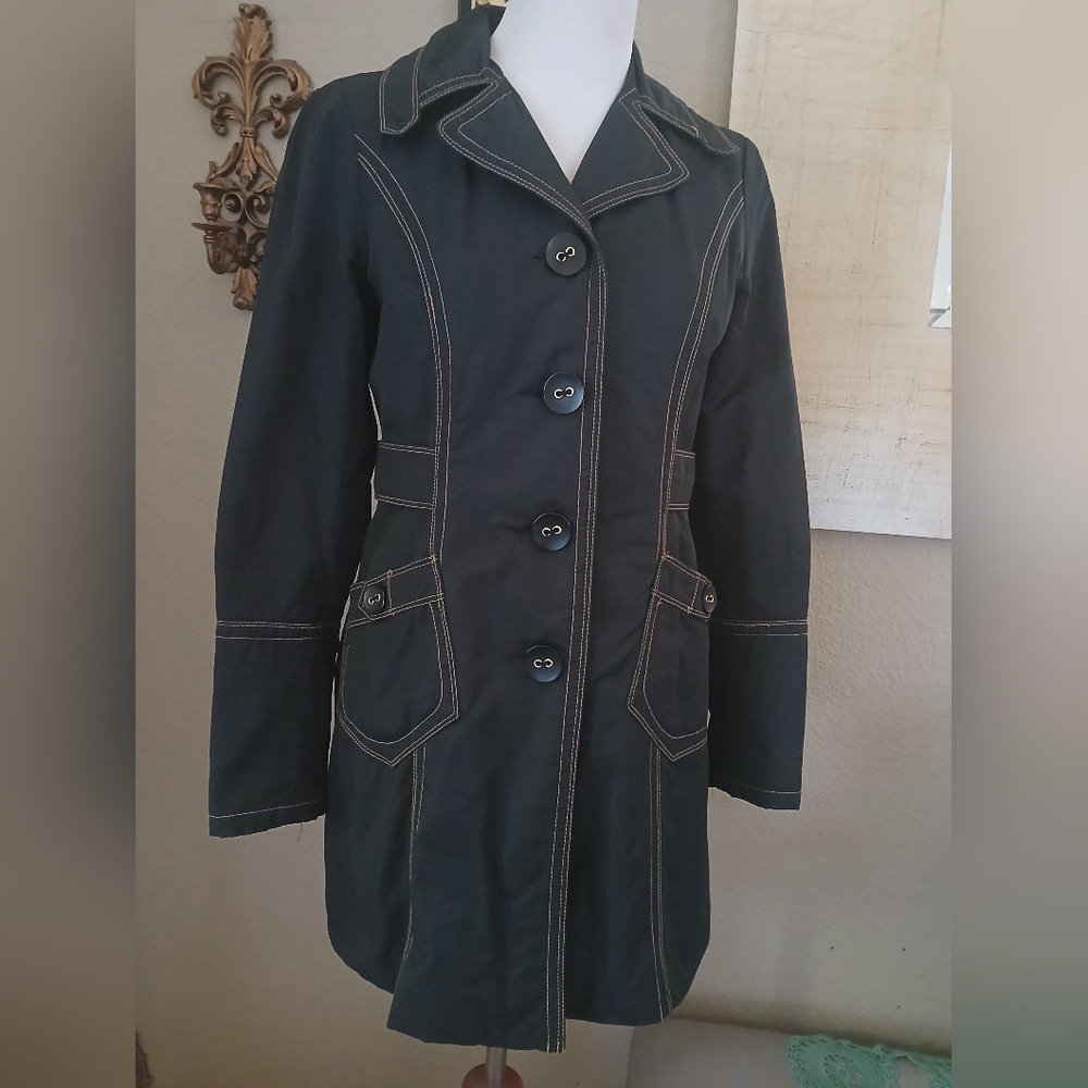 Guess women's button-up coat sz S
